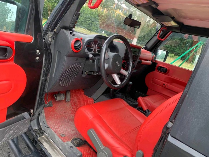 廣州11年Jeep牧馬人8