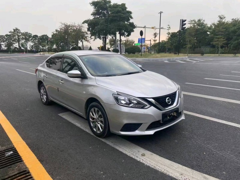 廣州17年日產軒逸1