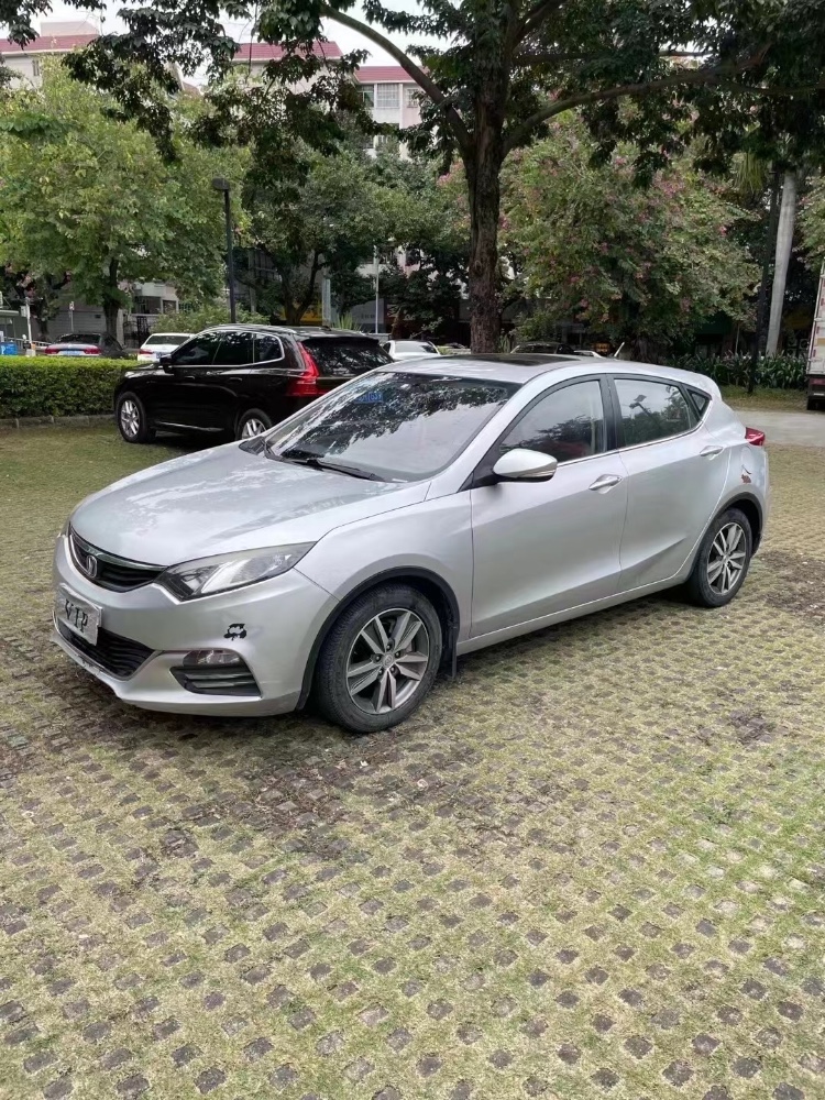 東莞15年長安汽車逸動4
