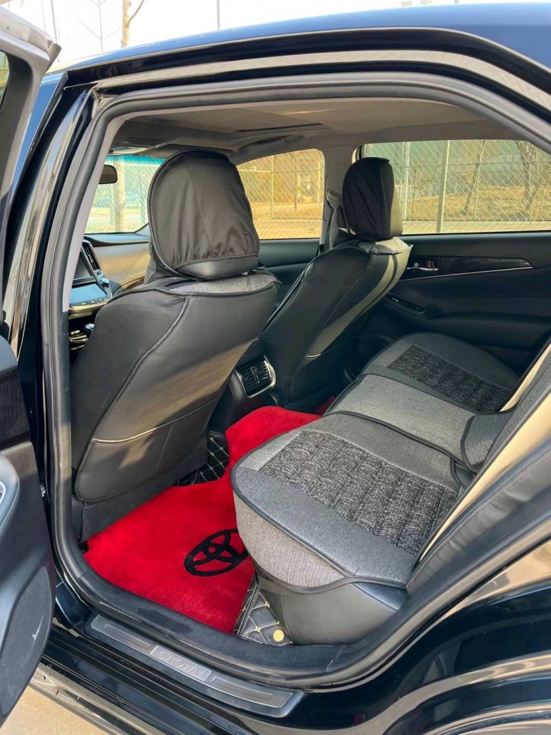 徐州16年丰田皇冠5