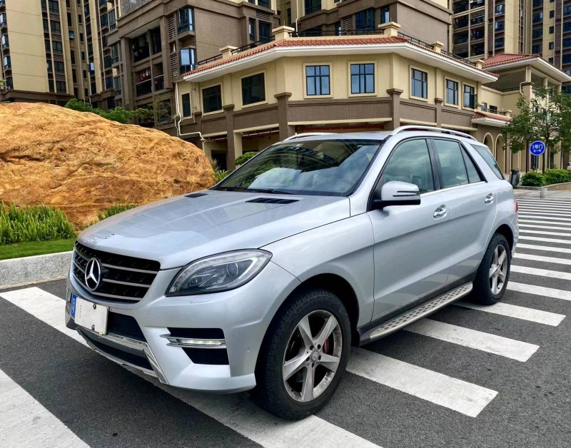 广州13年奔驰ML3