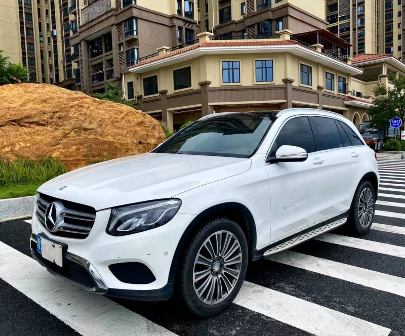 广州17年奔驰GLC7
