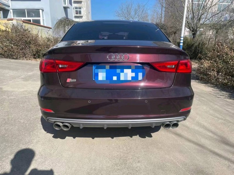 煙臺17年奧迪A4L7