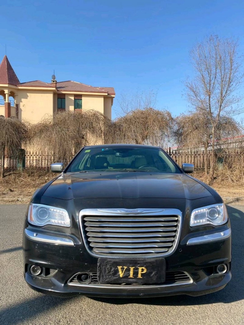 沈陽15年克萊斯勒300C1