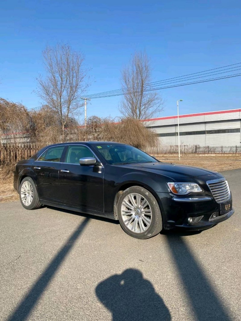 沈陽15年克萊斯勒300C2