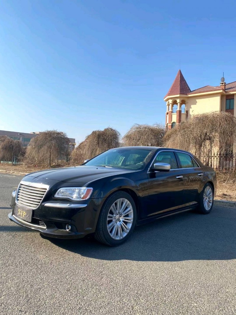 沈陽15年克萊斯勒300C3