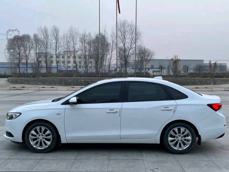 济宁19年别克英朗2