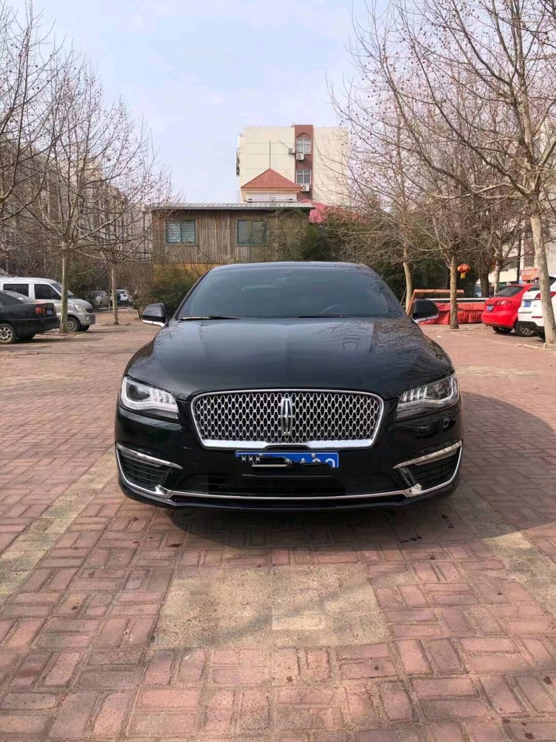 濟寧20年林肯MKZ1