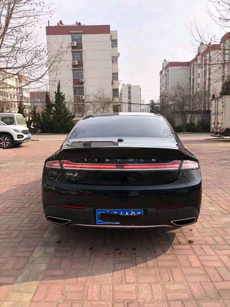 濟寧20年林肯MKZ7