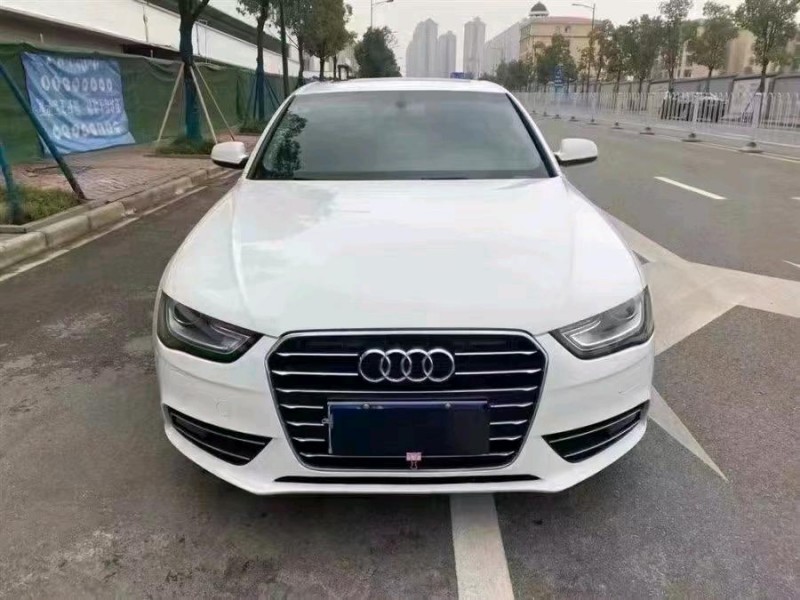 大慶13年奧迪A4L1