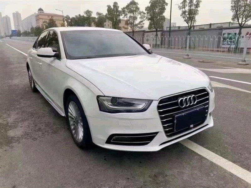 大慶13年奧迪A4L2