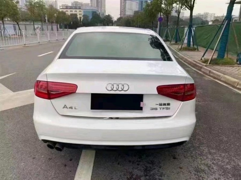 大慶13年奧迪A4L6