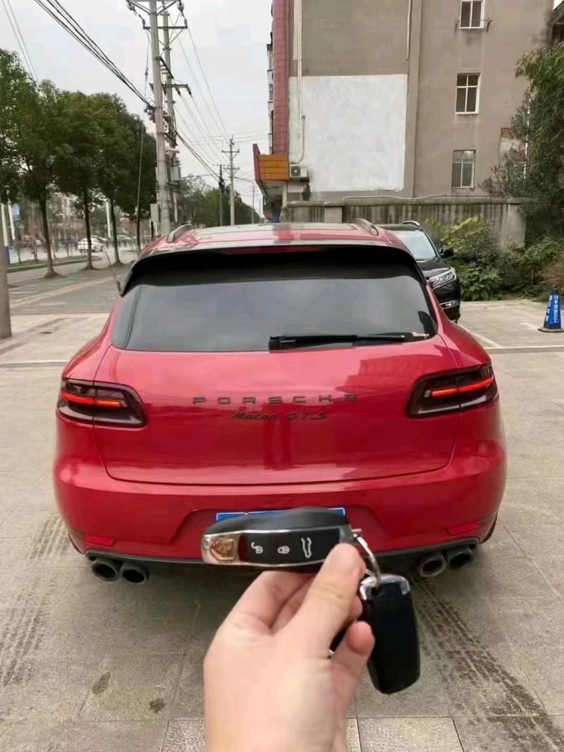 孝感16年保時捷Macan3