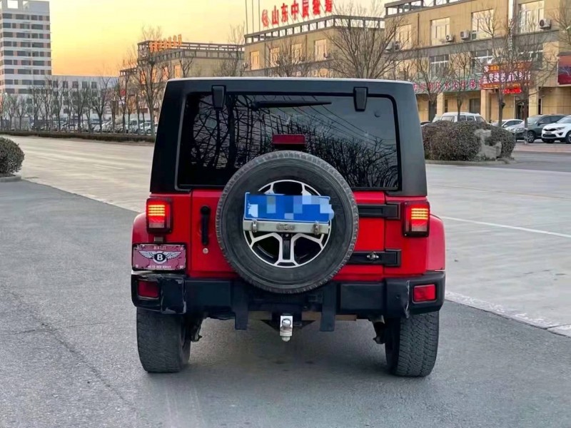 濰坊10年Jeep牧馬人5