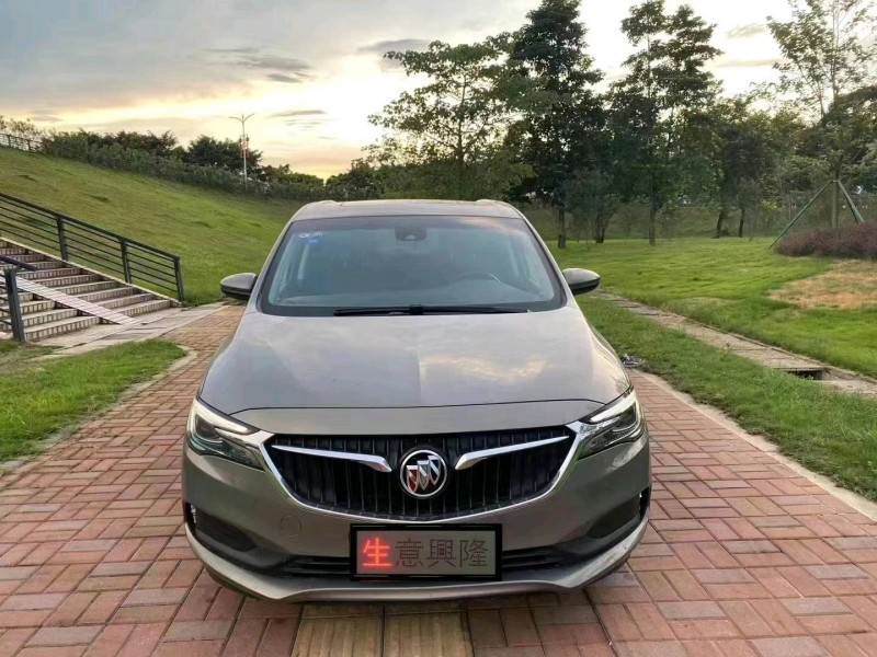 貴港19年別克GL61