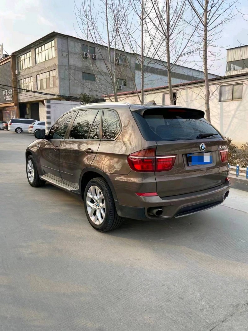 北京13年宝马X58