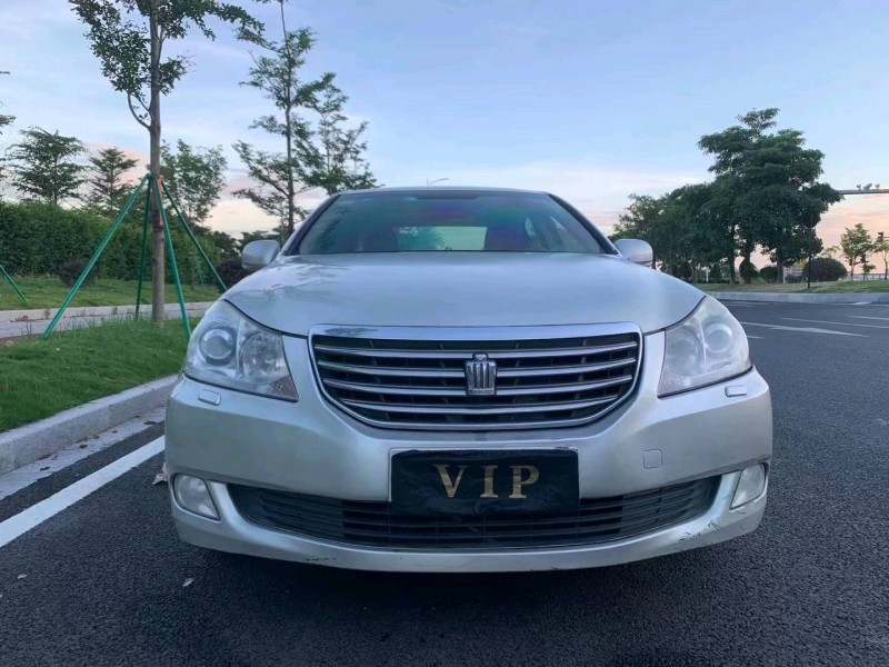 广州12年丰田皇冠1