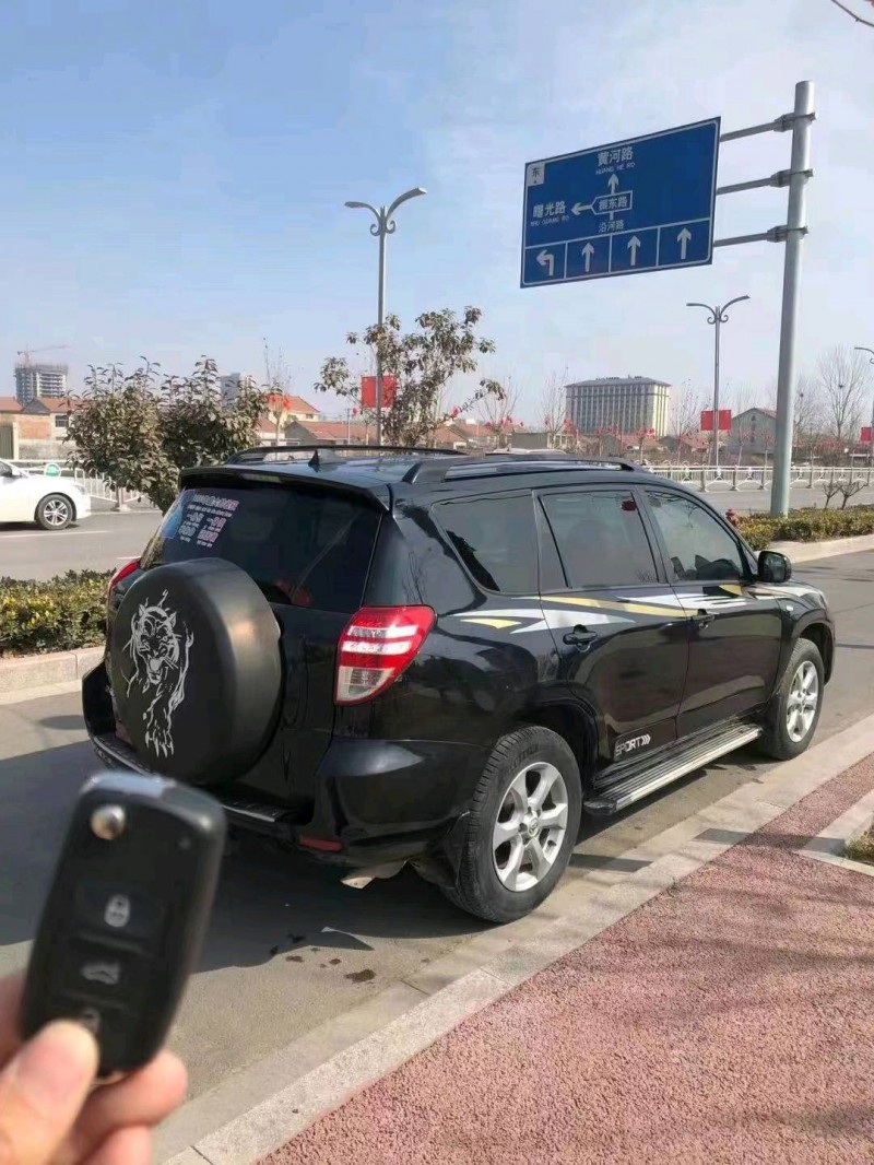 煙臺13年豐田RAV4榮放8