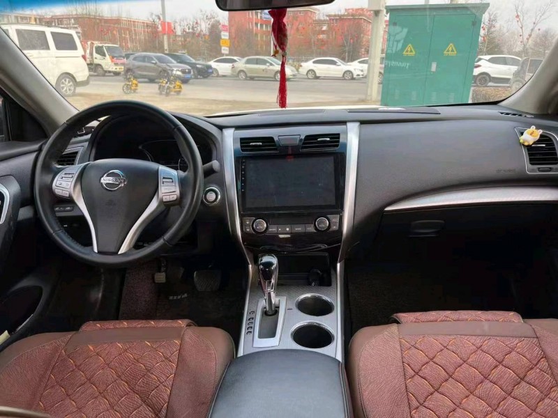 煙臺18年日產天籟5