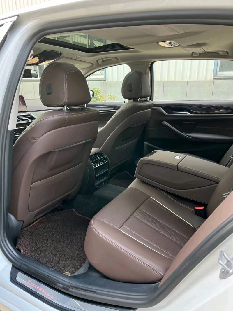 徐州20年宝马5系5