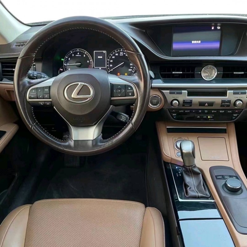 北京17年雷克萨斯ES9