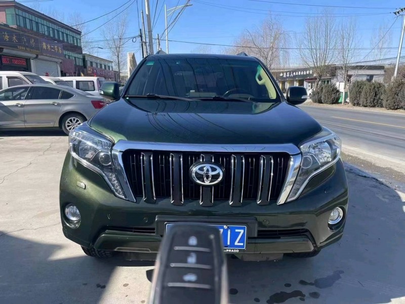 北京14年丰田普拉多1