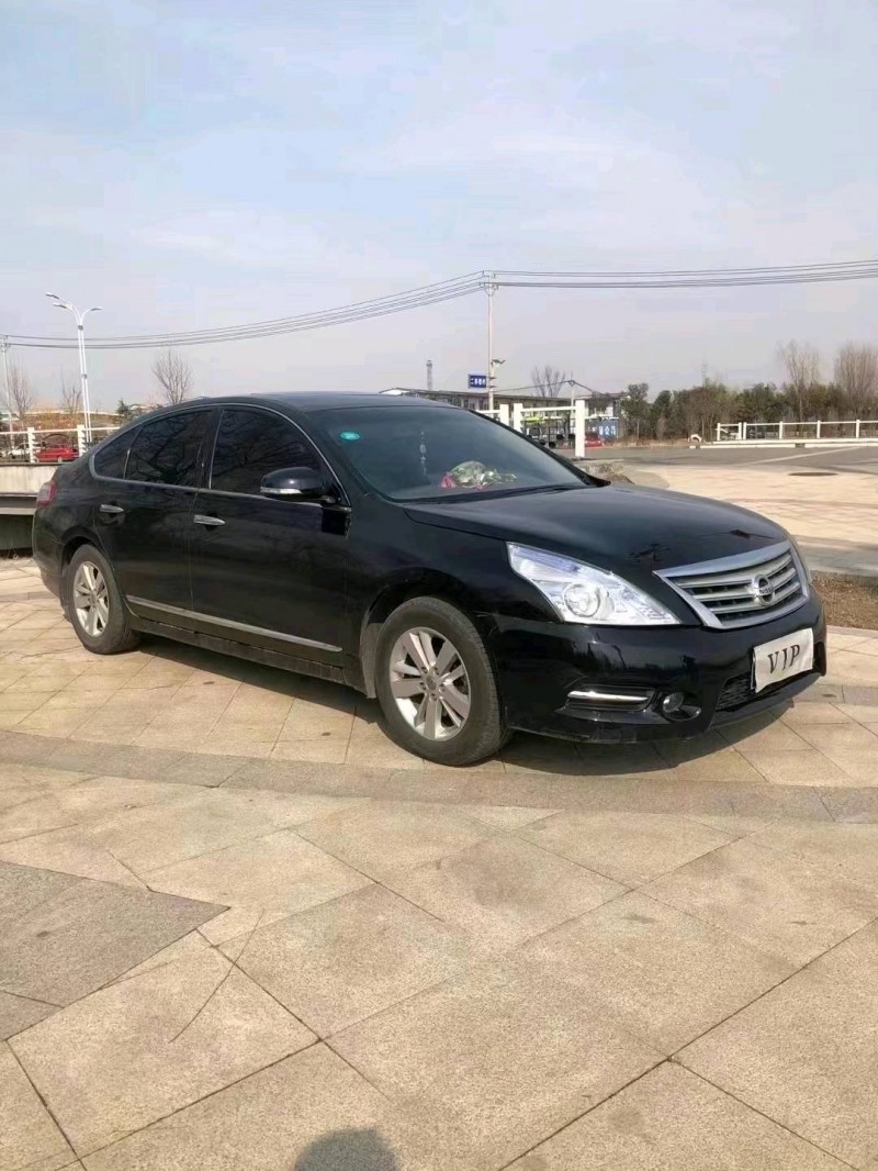 濰坊12年日產天籟2