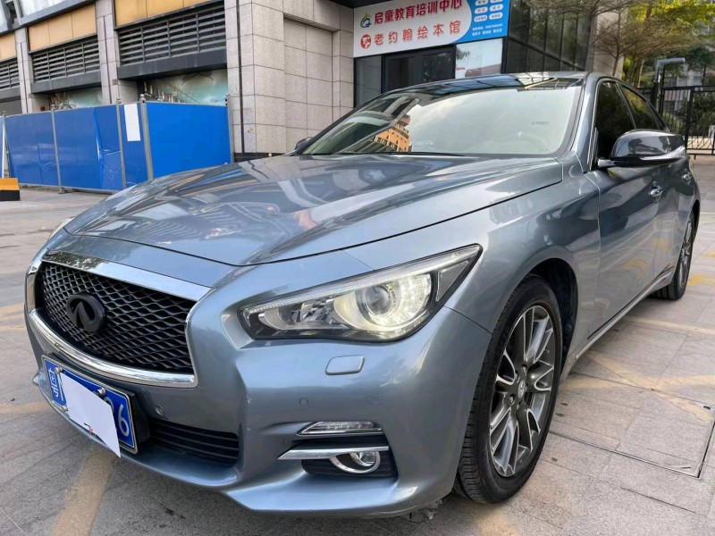 中山17年英菲尼迪Q50L3