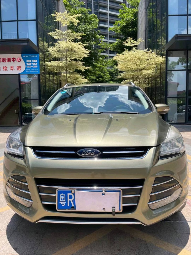 中山15年福特翼虎1