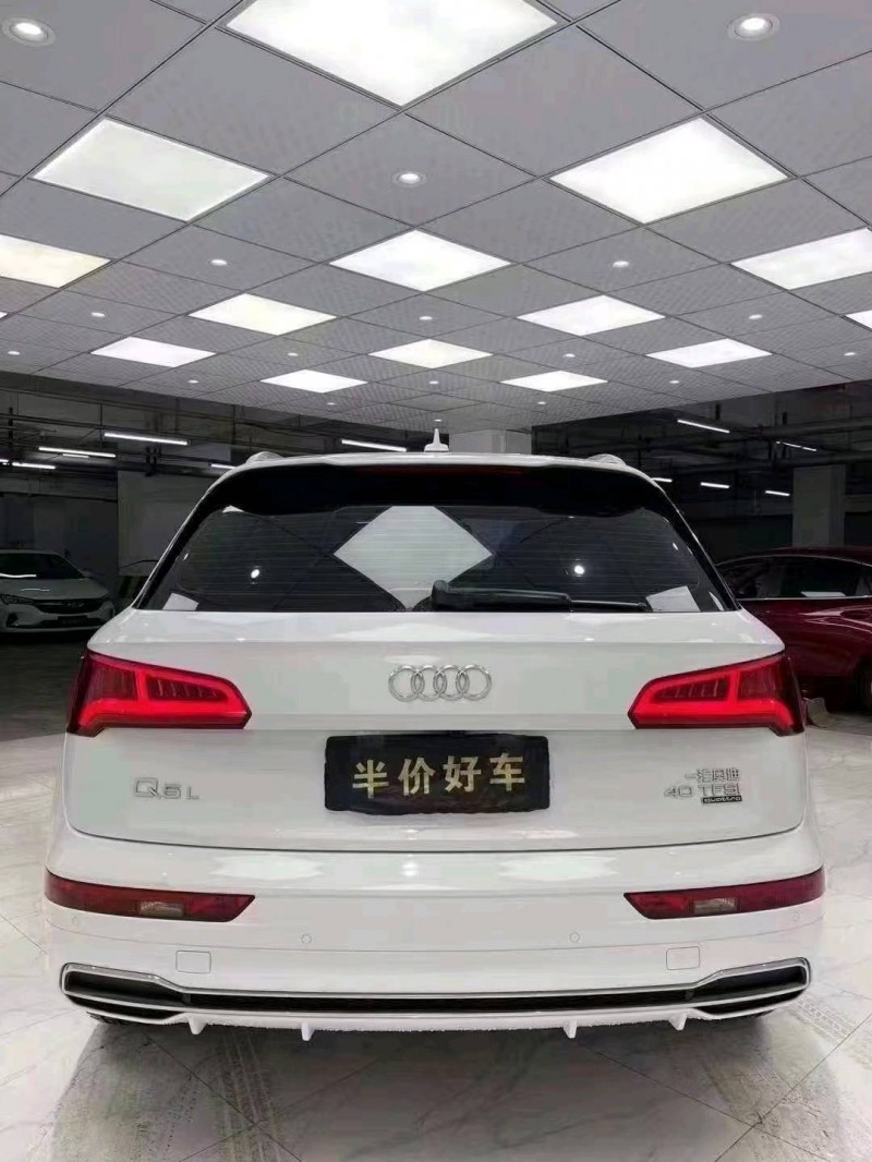 成都19年奧迪Q55
