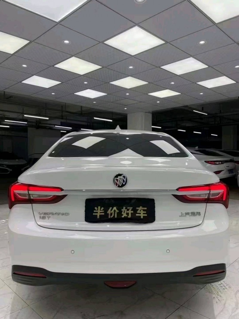 成都20年別克威朗5