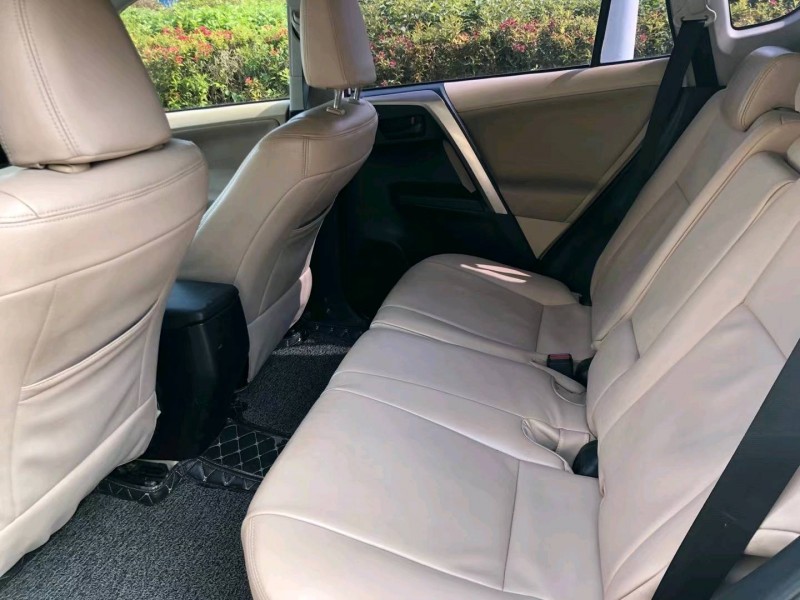 固原14年豐田RAV4榮放5