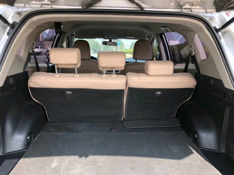 固原14年豐田RAV4榮放6
