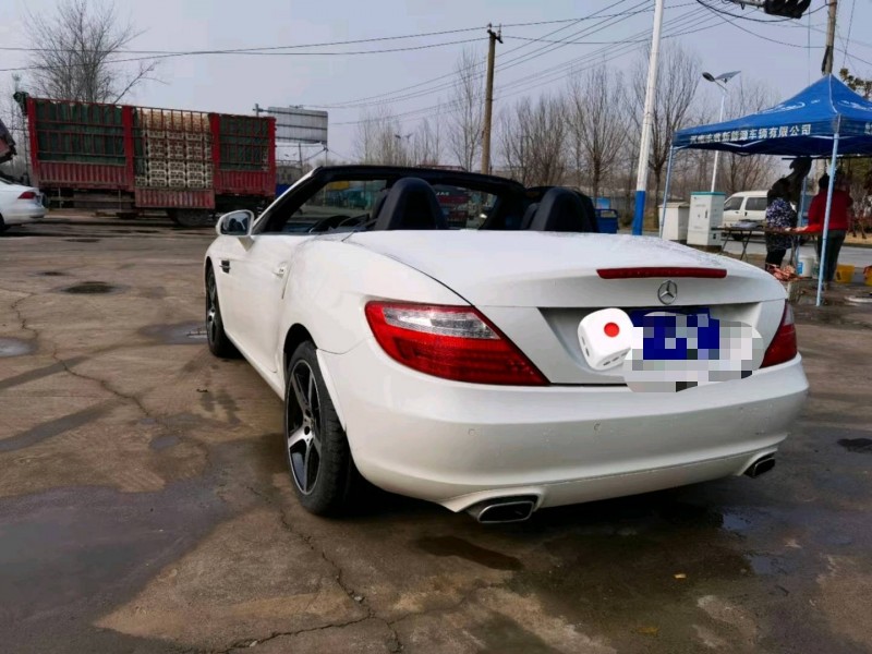 徐州13年奔驰SLK8