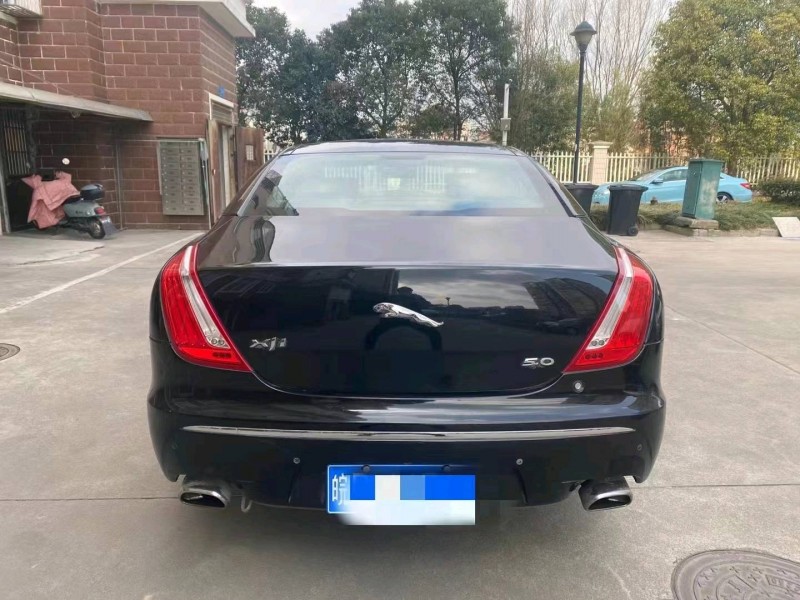 南京11年捷豹XJ8