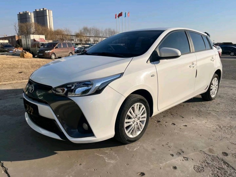 沈陽16年豐田YARiS L 致炫2