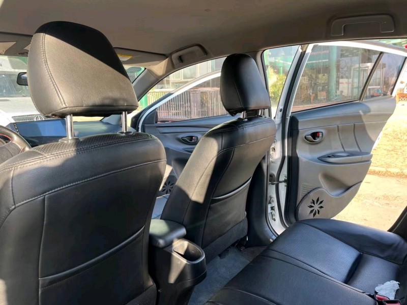 沈陽16年豐田YARiS L 致炫7