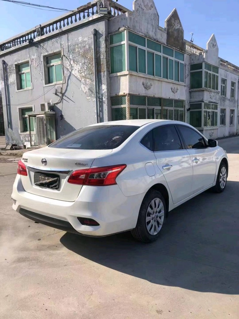 沈陽20年日產軒逸5