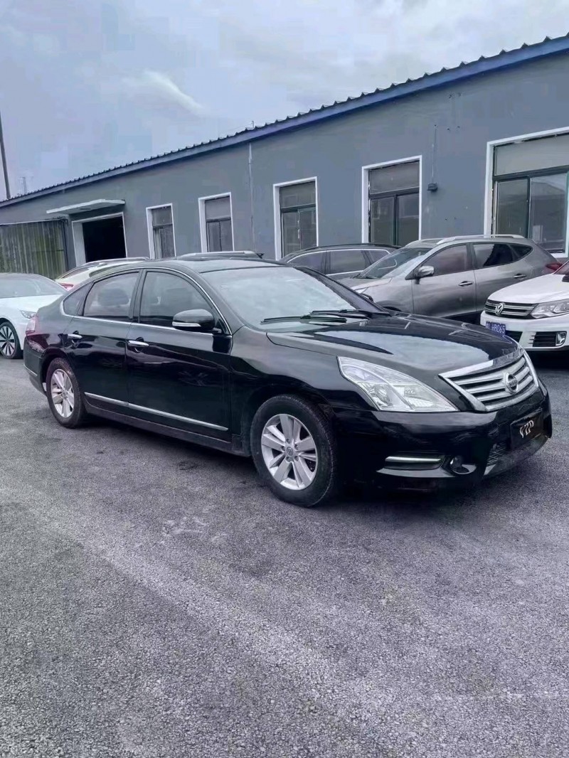 沈陽13年日產天籟3