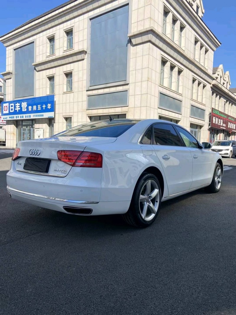 沈陽12年奧迪A8L9