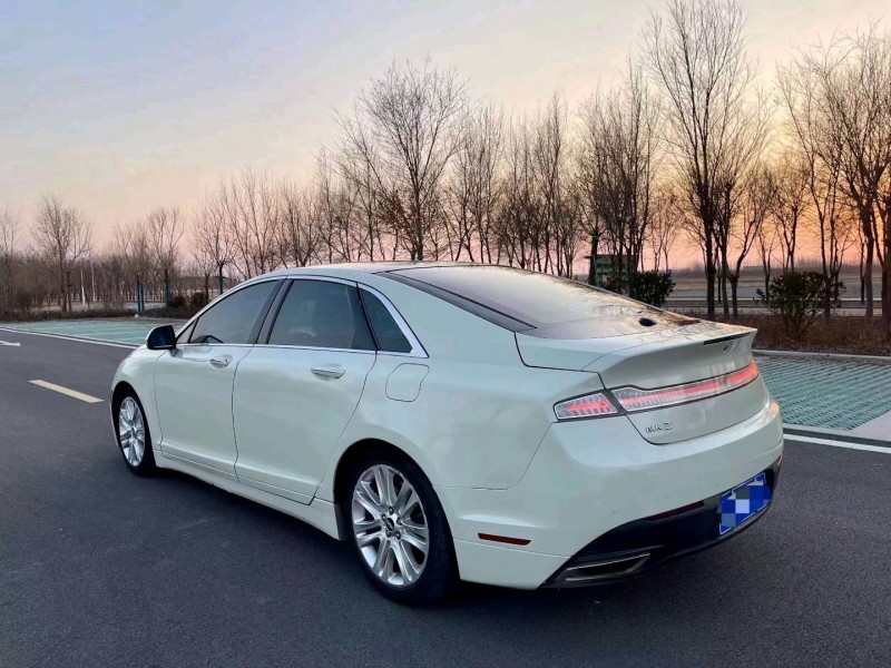 濟寧15年林肯MKZ7