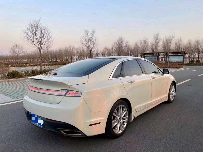 濟寧15年林肯MKZ8