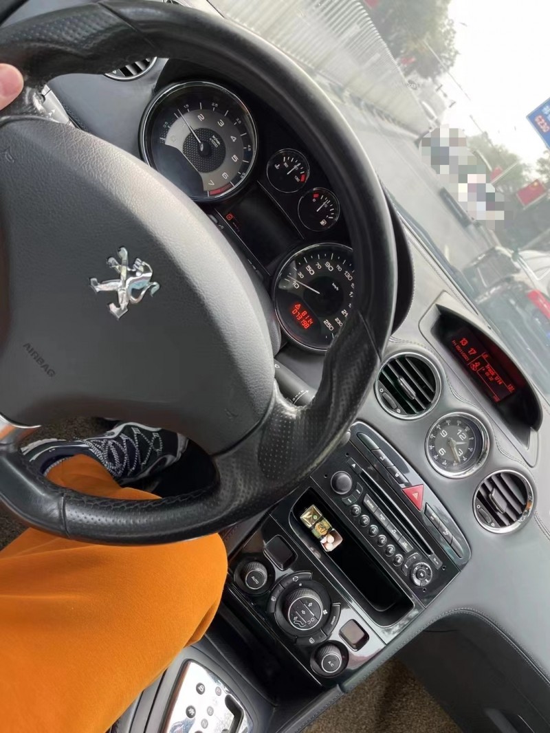 徐州13年标致RCZ5