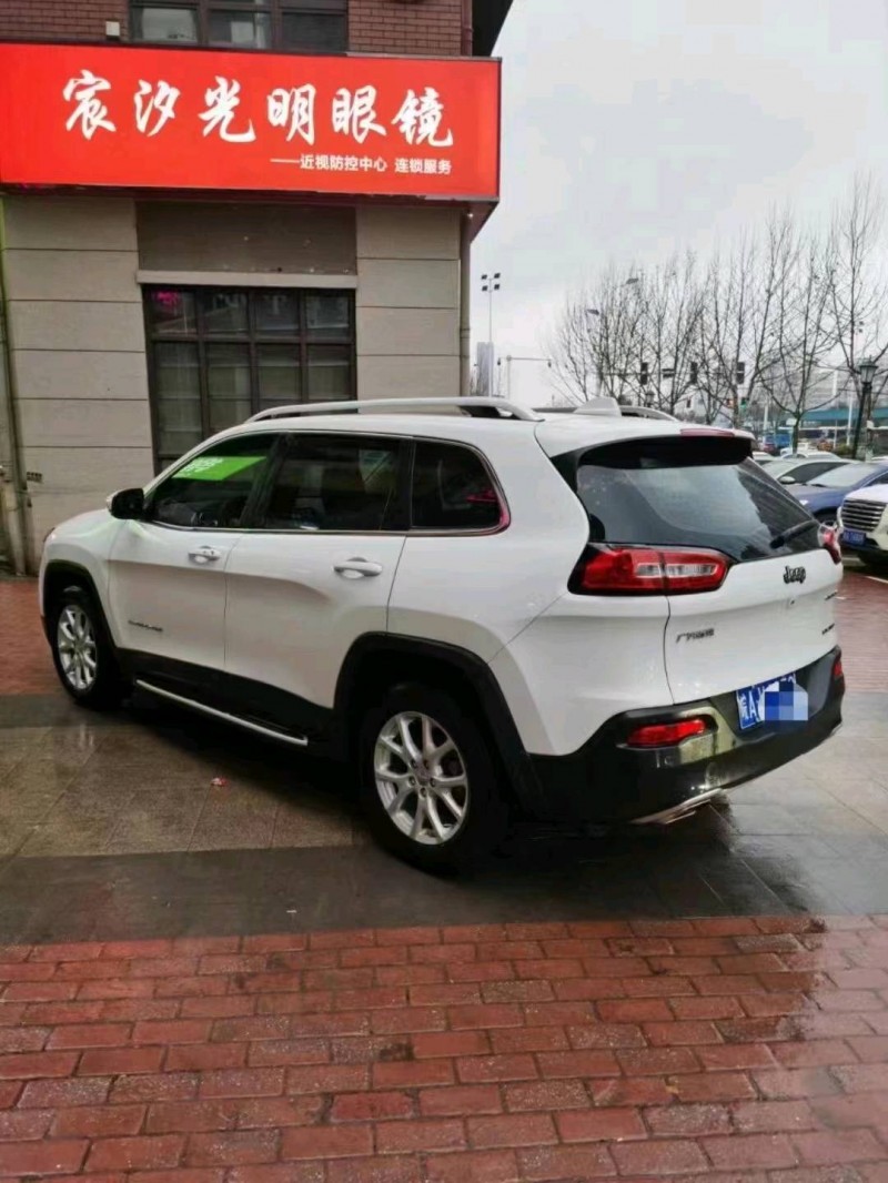 蚌埠18年Jeep自由光8