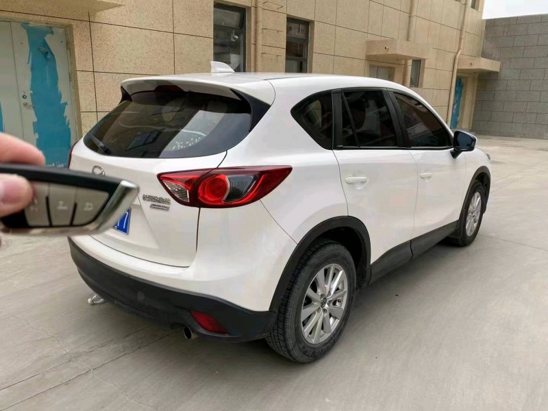 保定15年馬自達CX-53