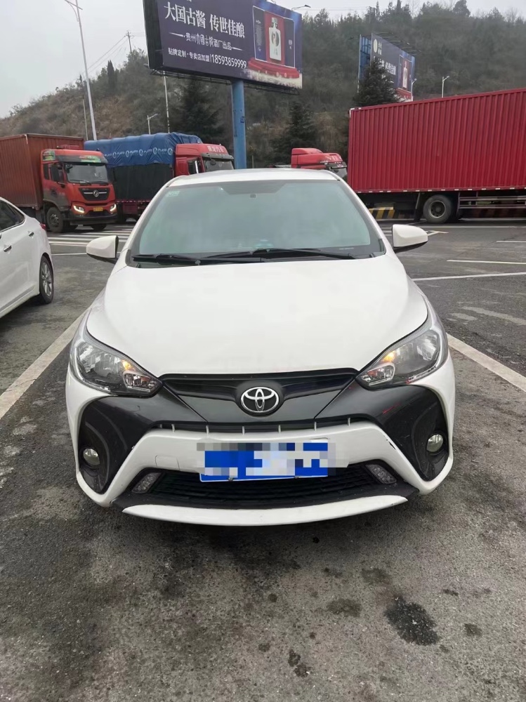 重慶16年豐田YARiS L 致炫1