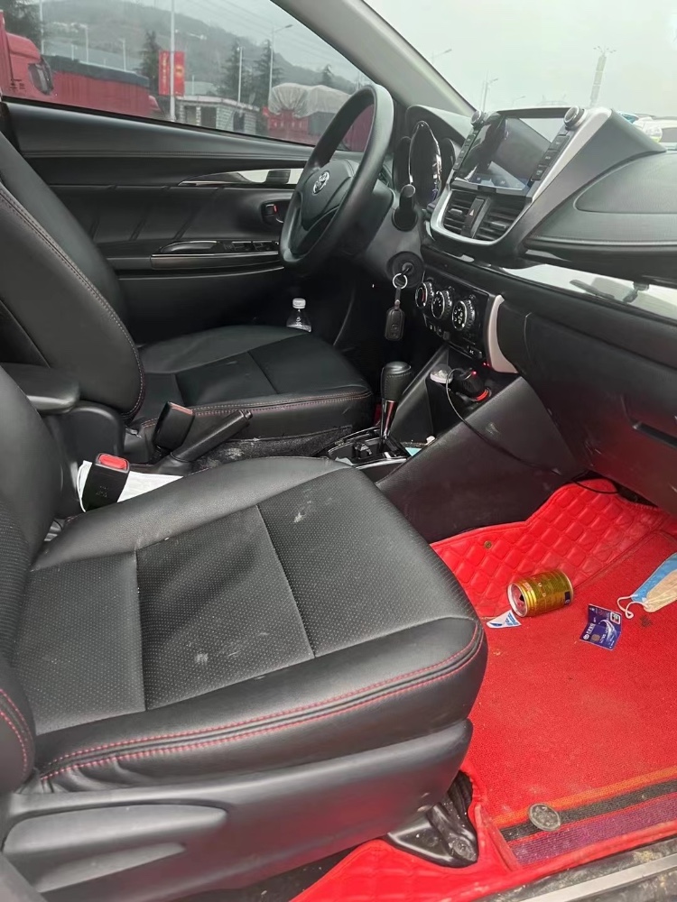 重慶16年豐田YARiS L 致炫7