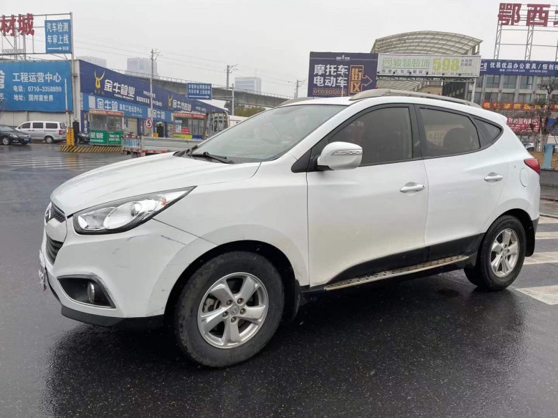 北京13年现代ix353