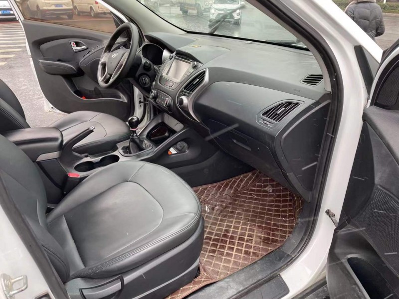 北京13年现代ix358