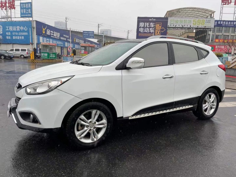 北京12年现代ix353